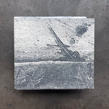 Mirror – Viking Burial For A French Car