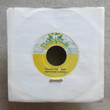 Twinkle Brothers – Give Rasta Praise
