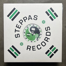 Ashanti Selah & Alpha Steppa Featuring Ras Divarius – Violin Step