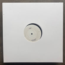 Substance & Vainqueur – Reverberation / Reverberate