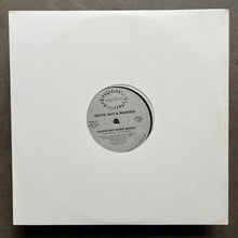 Keith, Kat & Blondie – Gotta Get Some Money