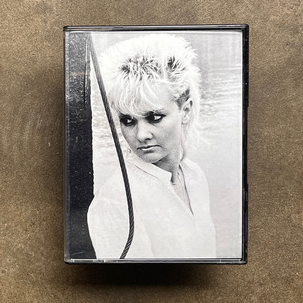 Annie Hogan – The Colours Of Darkness: Le Phonographique '81-'84