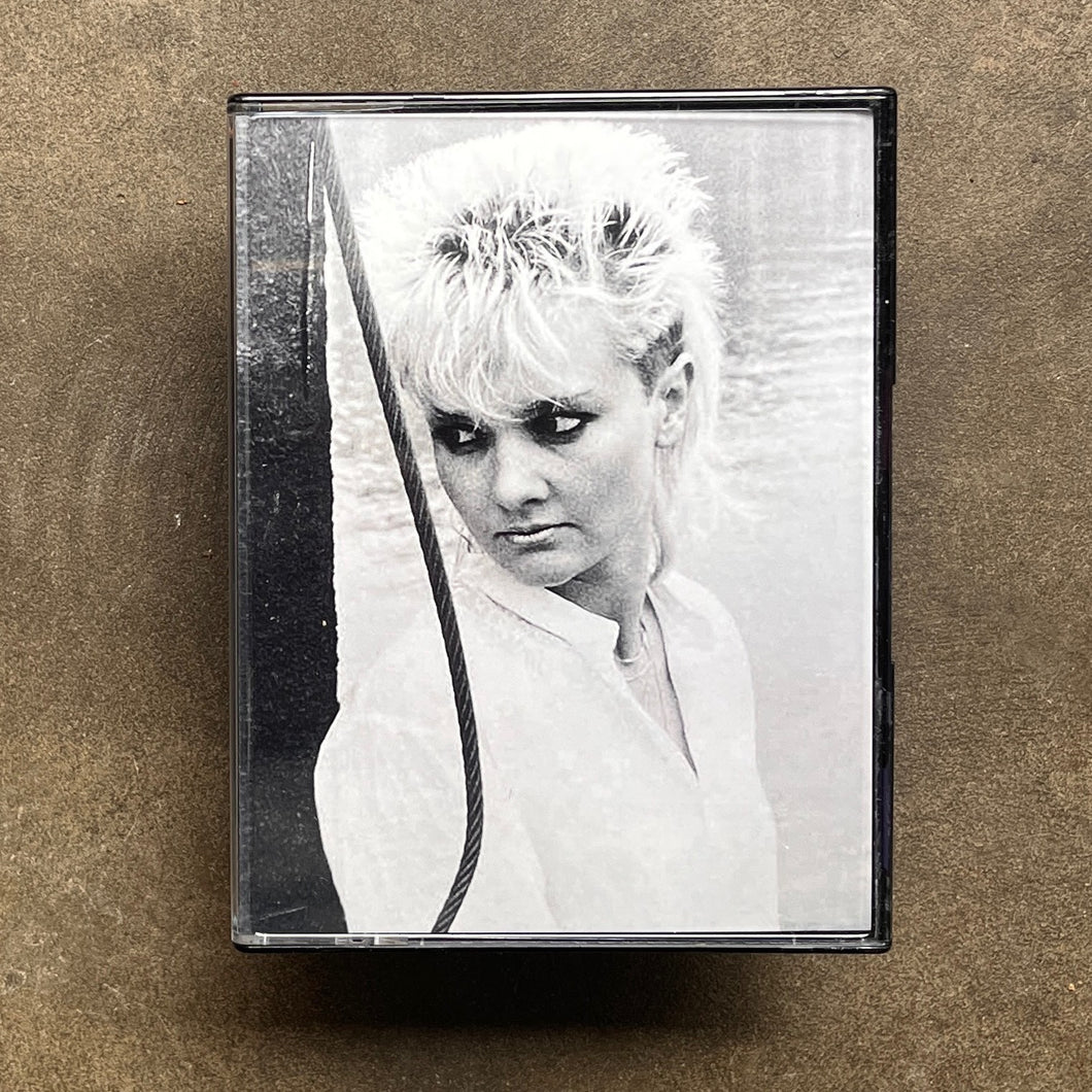 Annie Hogan – The Colours Of Darkness: Le Phonographique '81-'84