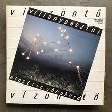Vízöntő – Villanypásztor = Electric Shepherd