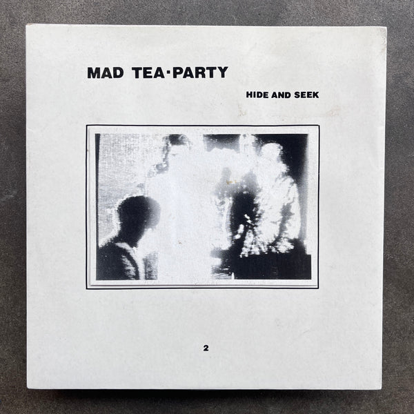 Mad Tea Party – Hide And Seek