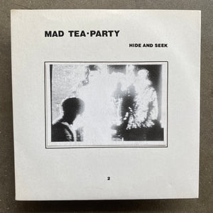 Mad Tea Party – Hide And Seek